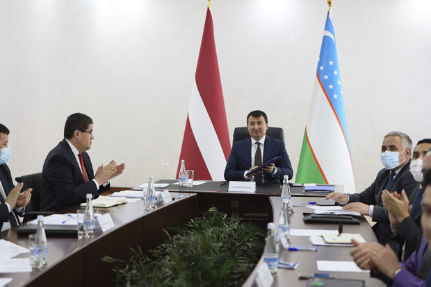 Узбекистан может восполнить латвийский рынок готовыми товарами в широком ассортименте
