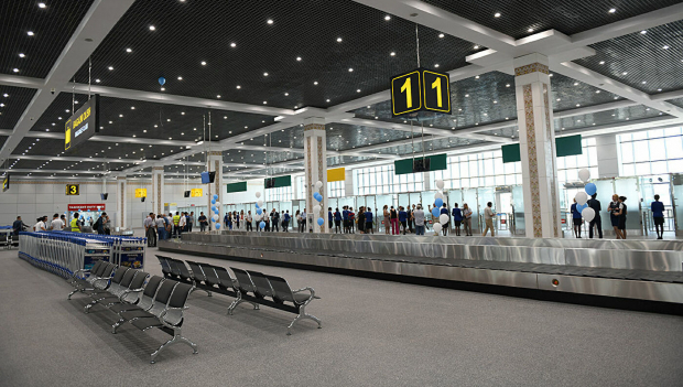 В Узбекистане разрешили свободный вход на территорию аэропортов и вокзалов