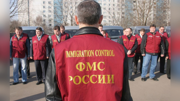В отношении сотрудника Томской миграционной службы возбуждено уголовное дело