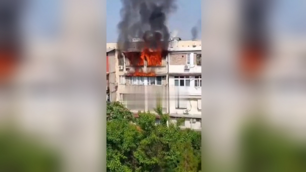 Видео: В Ташкенте в одном из многоэтажных домов произошел пожар