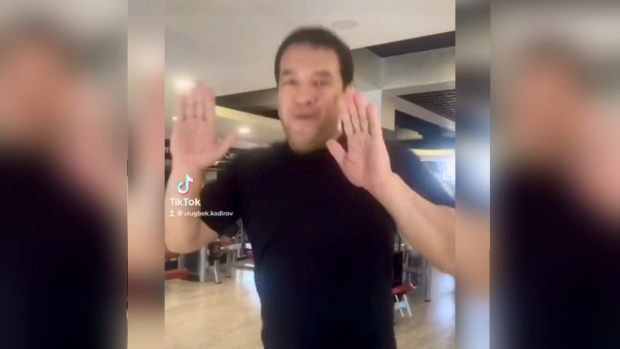 Видео: Актера Улугбека Кадырова осудили за его видео TikTok