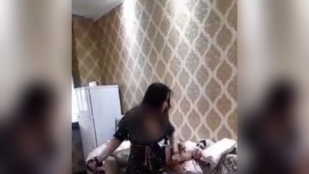 Видео: В Ташкенте избили глухонемую девушку