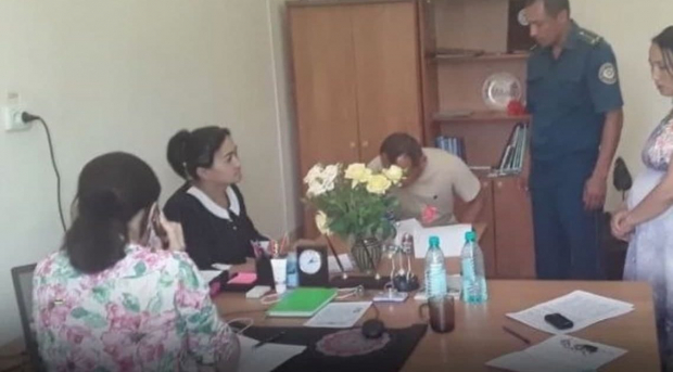 В Самаркандской области родственники ученика избили замдиректора