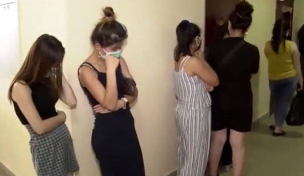 На узбекском ТВ показали рейды по задержанию проституток