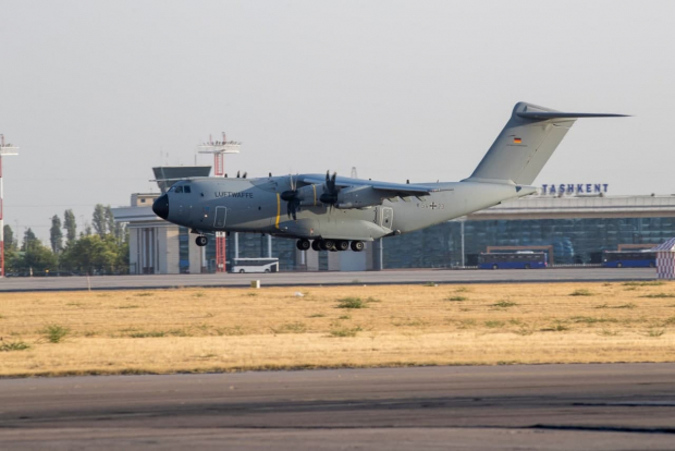 Военные самолеты Германии прилетели в Ташкент