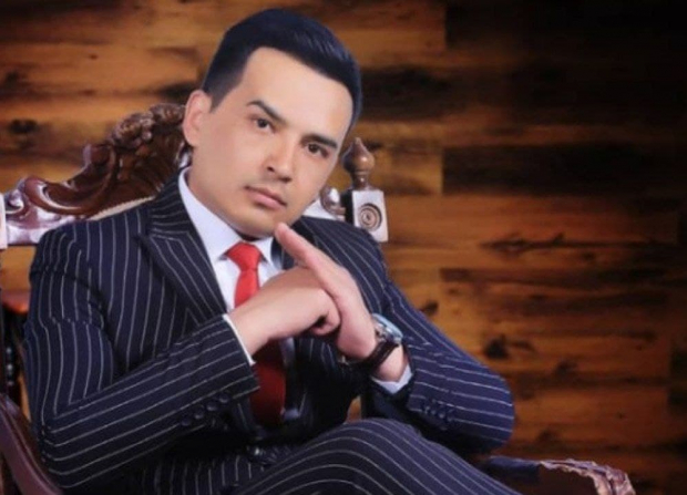 Узбекский певец в своей песне призвал отрезать за коррупцию уши, руки и ноги