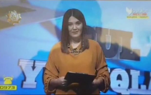 Узбекская телеведущая упала в обморок во время прямого эфира