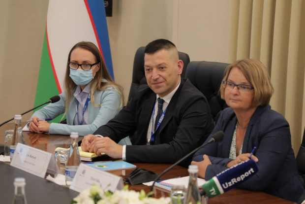 В Узбекистан прибыли первые наблюдатели за президентскими выборами