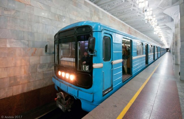 В Ташкентском метро вновь произошли технические неполадки