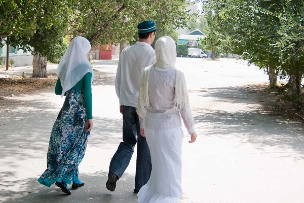 В Узбекистане прокомментировали информацию о разрешении многоженства