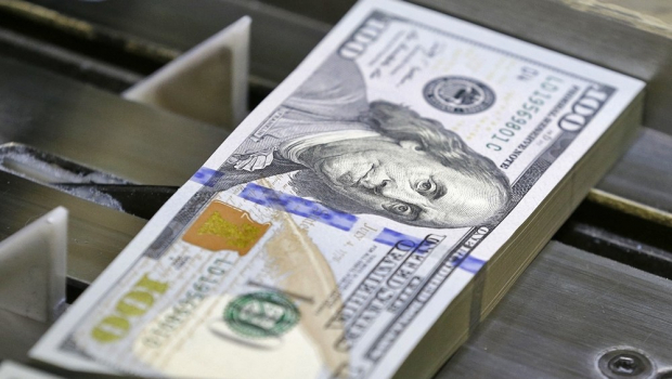 ЦБ Узбекистана обновил курс доллара