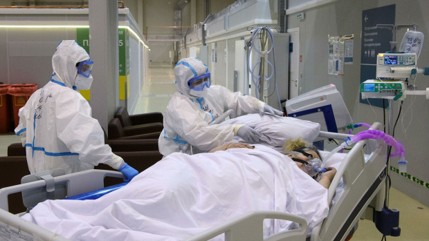 В Узбекистане коронавирус выявили у 251 человека, трое скончались