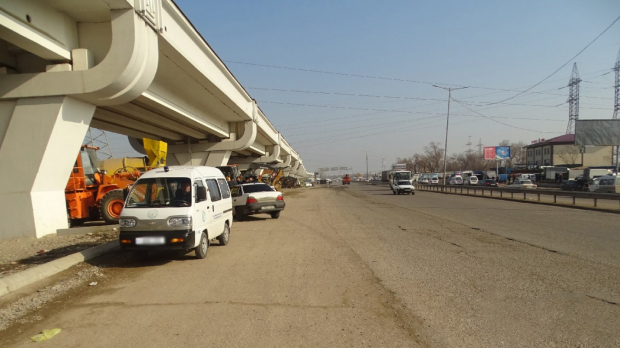 В Ташкенте водитель такси вместе со своим подельником ограбили пассажира