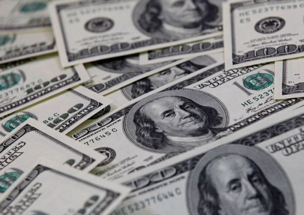 В Узбекистане доллар снизился на 20 сумов