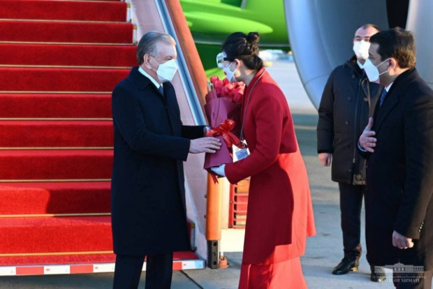 Президент Узбекистана отправился в Китай