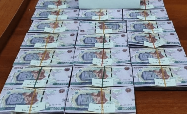 В Андижане фальшивомонетчики пытались продать 100 млн сумов фальшивых купюр за 57 млн