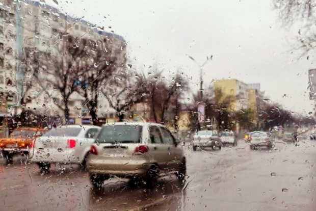 Дожди, грозы и сильный ветер - так начнется следующая неделя в Узбекистане