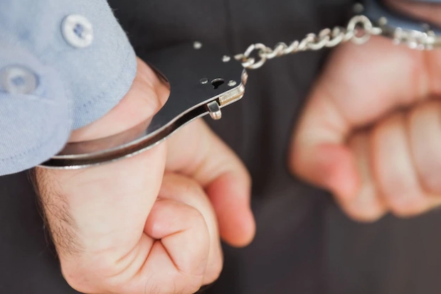 Задержаны члены банды, нелегально отправлявшие узбекистанцев в США