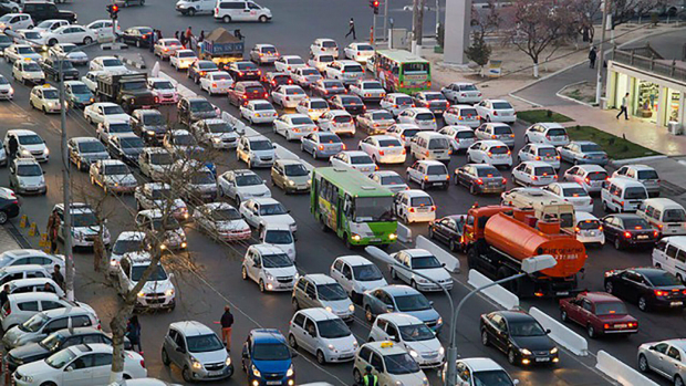 Британский посол рассказал, как можно улучшить ситуацию на дорогах в Ташкенте