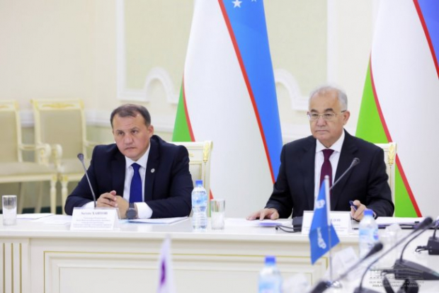 Партия УзЛиДеП приняла участие в форуме КПК и политических партий Центральной Азии