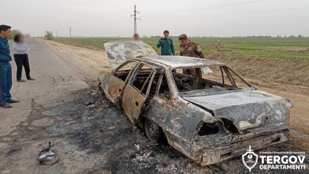 В Сырдарьинской области угнали автомобиль и сожгли его
