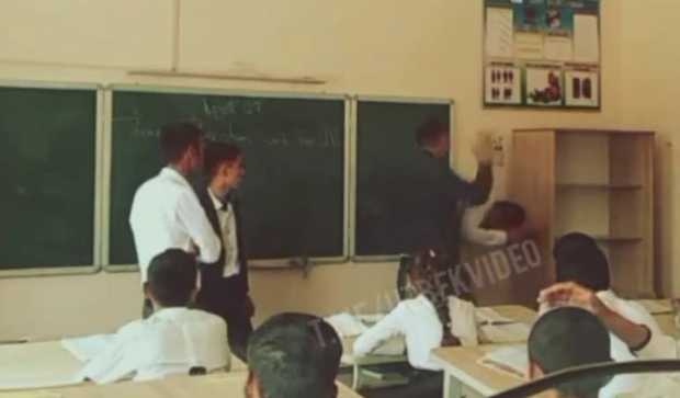 Учитель одной из школ в Сурхандарьинской области избил ученика