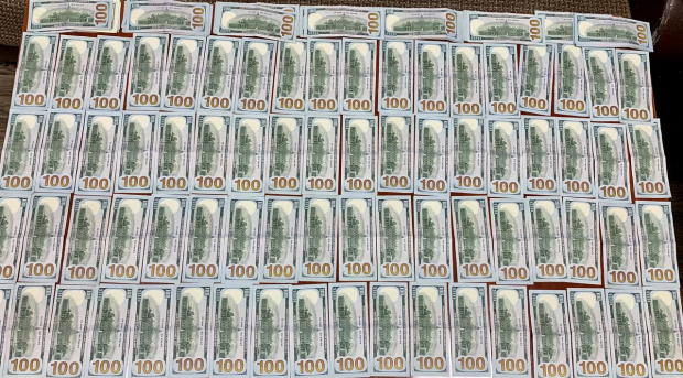 В мае из Андижанской области пытались незаконно вывезти более 100 тысяч долларов