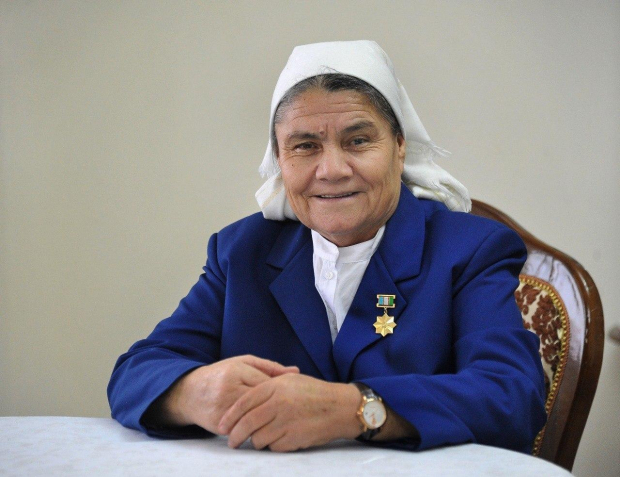 Скончалась герой Узбекистана Лола Муротова