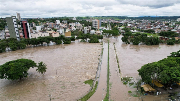 Президент Узбекистана выразил соболезнования в связи с наводнением в Бразилии