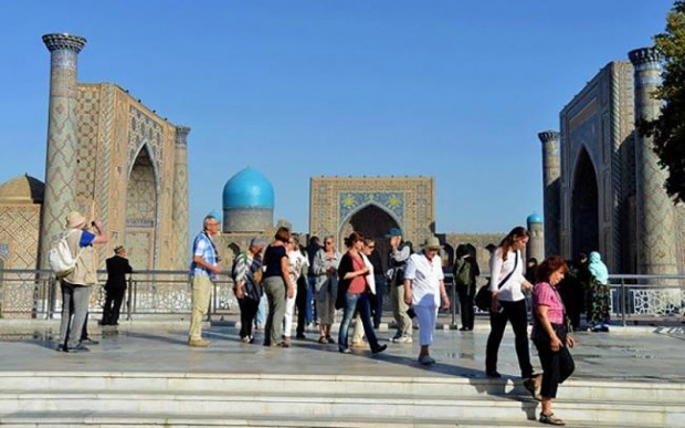 Для граждан сняли все ограничения при въезде в Узбекистан