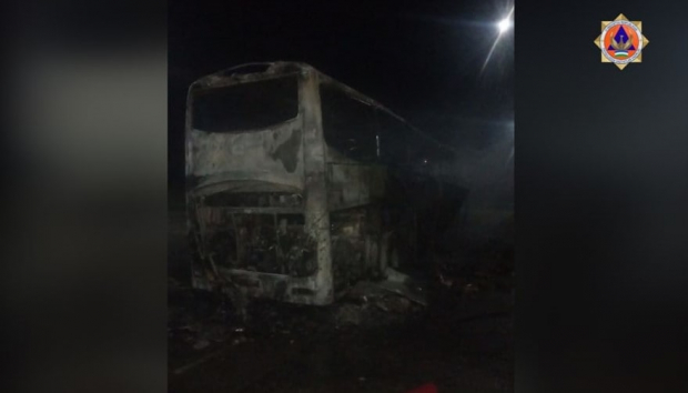 Автобус следовавший в Нукус полностью сгорел в результате пожара