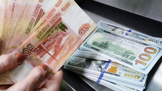 В Узбекистане обновили курс иностранных валют на 13 июня