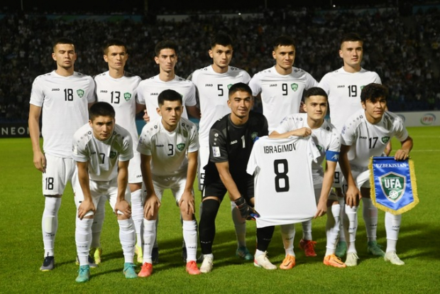 Молодежная сборной Узбекистана по футболу сыграет с Японией в полуфинале чемпионата Азии