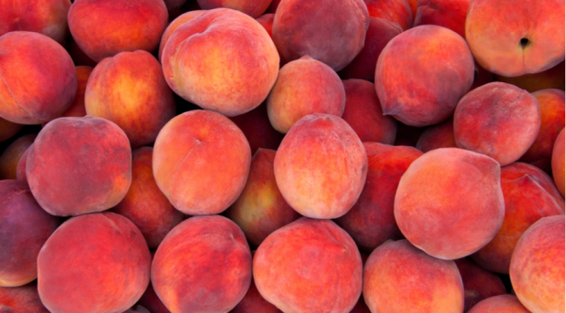 В Узбекистане снизились цены на персики