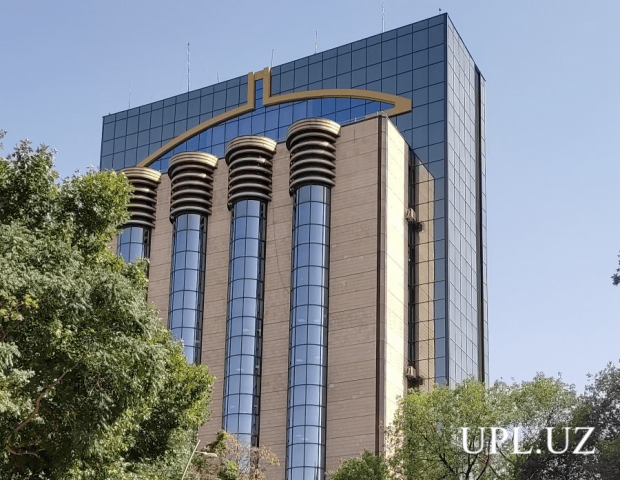 ЦБ Узбекистана отреагировал на информацию о нехватке наличной валюты в банках