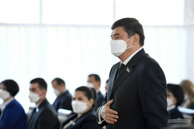 Информация об отставке председателя Жокаргы Кенеса опровергнута