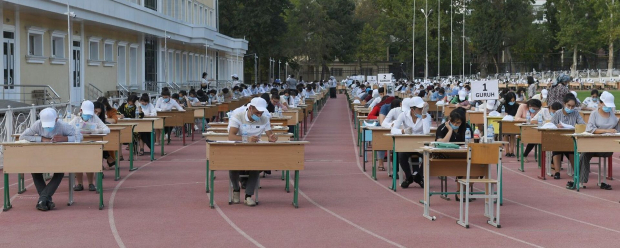 В Узбекистане вступительные тестовые экзамены пройдут на открытых площадках