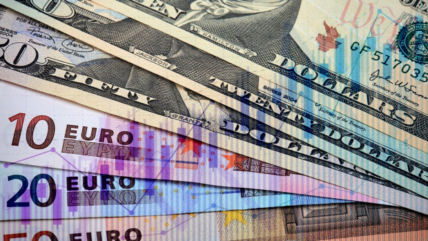 В Узбекистане обновили курс иностранных валют на 16 июля