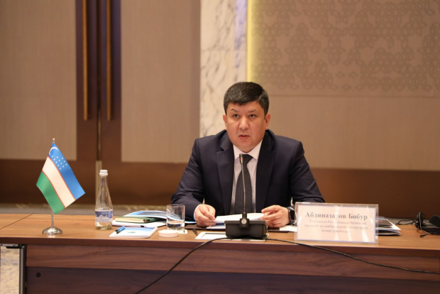 Бобур Абдиназаров покинул должность заместителя министра экономического развития и борьбы с бедностью