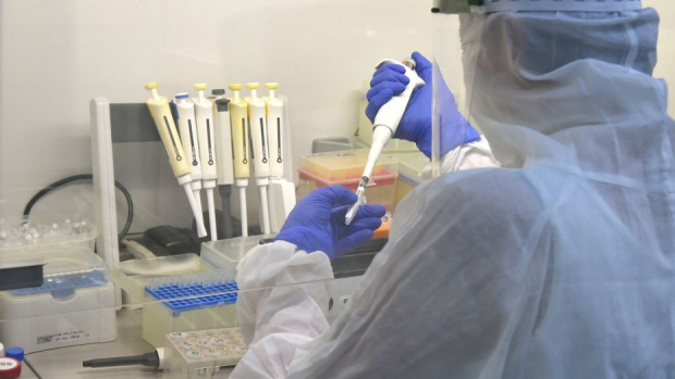 В Узбекистане коронавирус выявили у 65 граждан