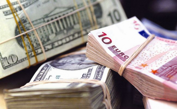 В Узбекистане курс доллара и евро резко повысились