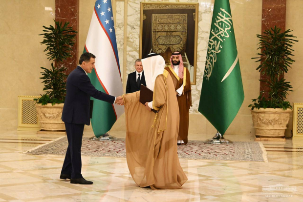 Узбекистан вводит безвизовый режим для граждан Саудовской Аравии