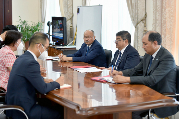 Переговоры о строительстве железной дороги «Китай-Кыргызстан-Узбекистан» существенно продвинулись