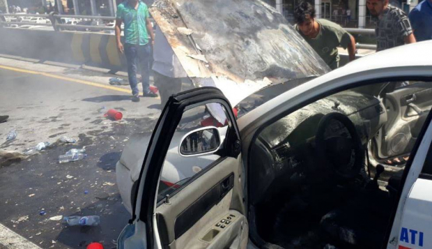 В Чиланзарском районе загорелся автомобиль ДПС