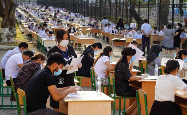 В Узбекистане абитуриенты заплатили более 80 млрд сумов за участие на вступительных экзаменах