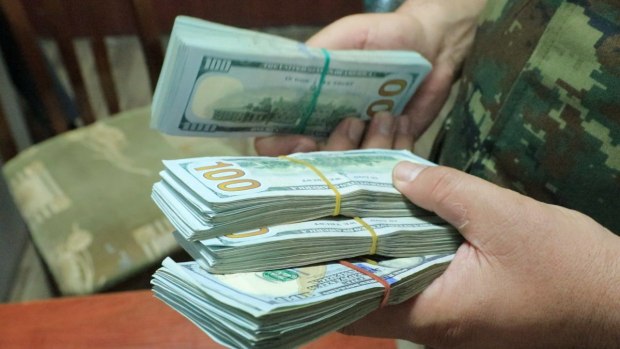 Несколько граждан пытались незаконно вывезти из Узбекистана 36 тыс. долларов