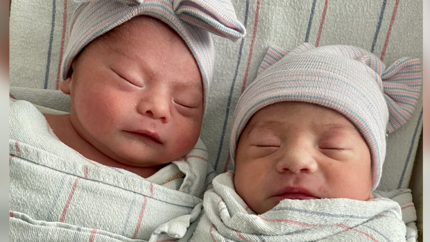 В Узбекистане наблюдается рост рождения близнецов