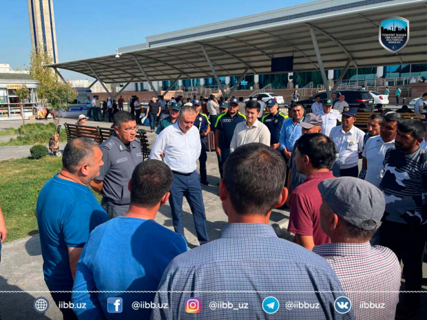 В ГУВД Ташкента отреагировали на ситуацию с таксистами в международном аэропорту