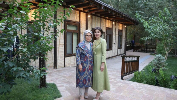 Первые леди Узбекистана и Турции провели совместную встречу