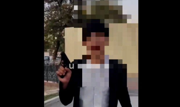 В Ташкенте наказана мама 17-летнего гражданина за розыгрыш с игрушечным оружием